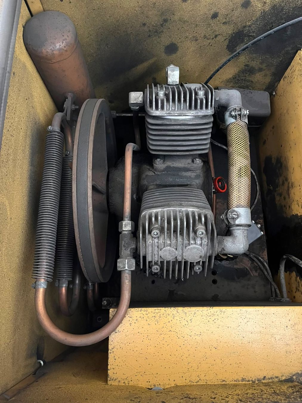 Compresseurs: Kaeser Airbox Schraubenkompressor. – D'occasion à Affeltrangen par AutoZentrumAG 2
