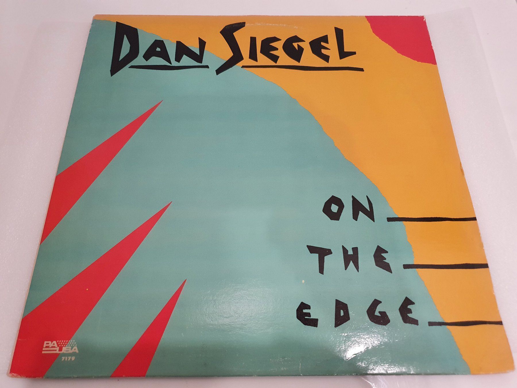 Vinyles: Dan Siegel - On The Edge – D'occasion à Uster par Vinyl-Leidenschaft