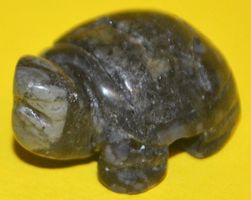 Deko – Heilsteine F-475 – Schildkröte – Rhyolith – 3x2cm