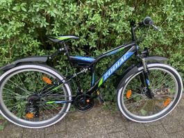 Jugend velo gut ausgerüstet