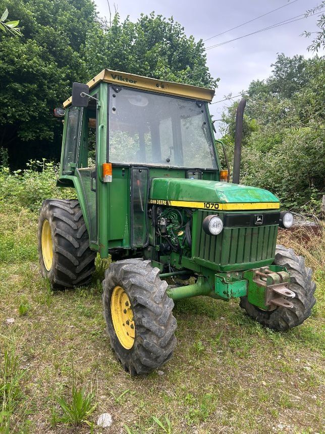 John Deere Trattori: Un tracteur John Deere 1070 – Usato da Russy venduto da Guenefle 1