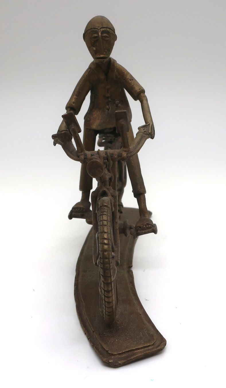 Figuren: Messing Figur Mann auf Fahrrad – Gebraucht aus Volketswil von brockipfannenstil 2