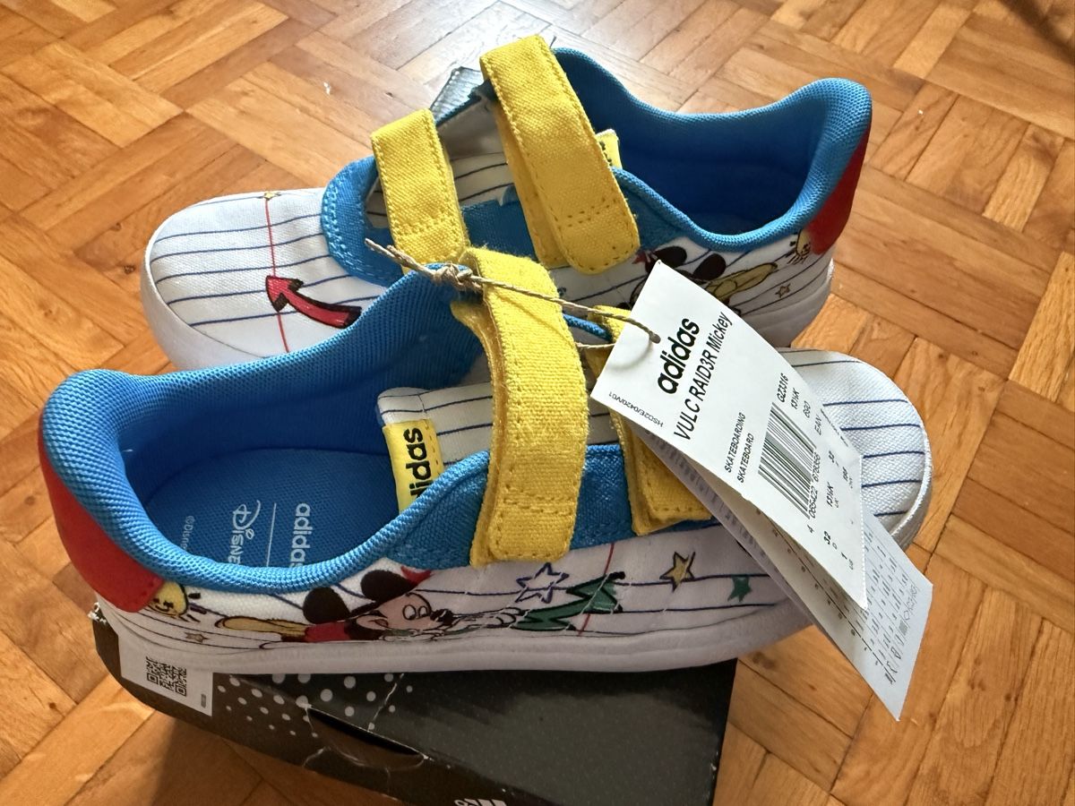 Adidas Schuhe für Jungen: Adidas Mickey Mouse Sneaker Neu – Neu und originalverpackt aus Grüningen von raulinnyo