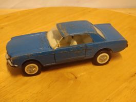 Voiture miniature Majorette Ford Mustang 65 bleu 