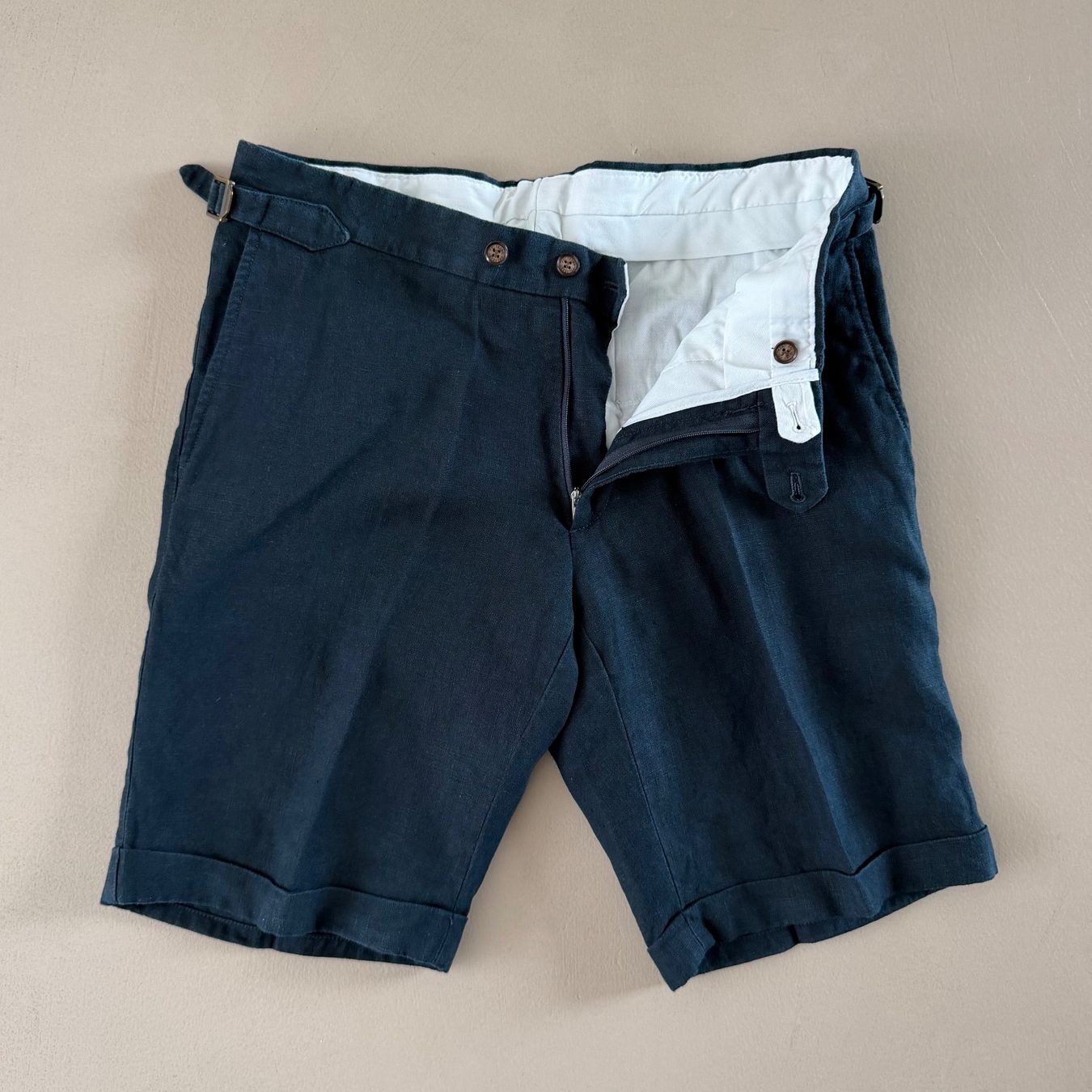 Pelikamo Pantaloni: PELIKAMO Shorts 💙 – Usato da Zürich venduto da ClosetQueen 1