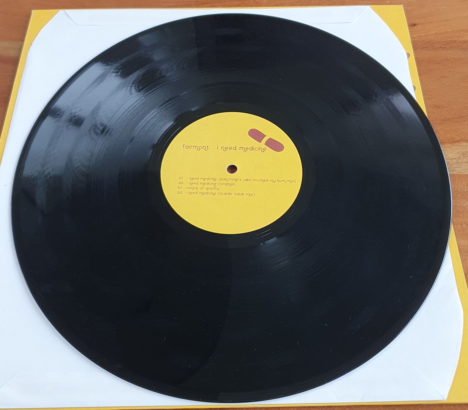 Dischi in vinile: Fairmont - I Need Medicine 12" – Usato da Basel venduto da Beretta2 3