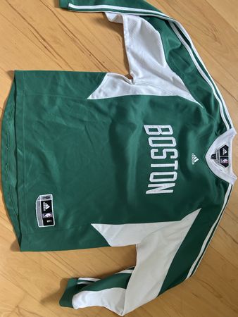 Adidas NBA Boston Shirt grün Grösse S guter Zustand