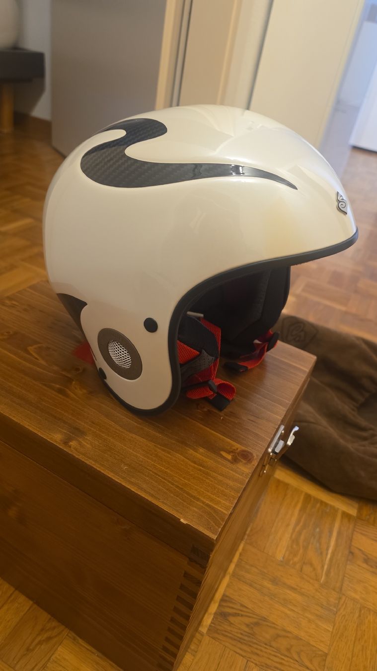 Sweet Protection Caschi: Helmet Sweet Protection Carbone – Nuovo e nell'imballaggio originale da Bulle venduto da Christophe1080 1