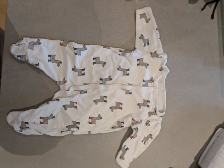 Baby Schlafanzug Grösse 56