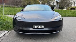 TESLA Model 3 RWD Highland
