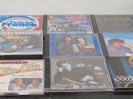 9 CD .ABBA SARDOU BRASSENS