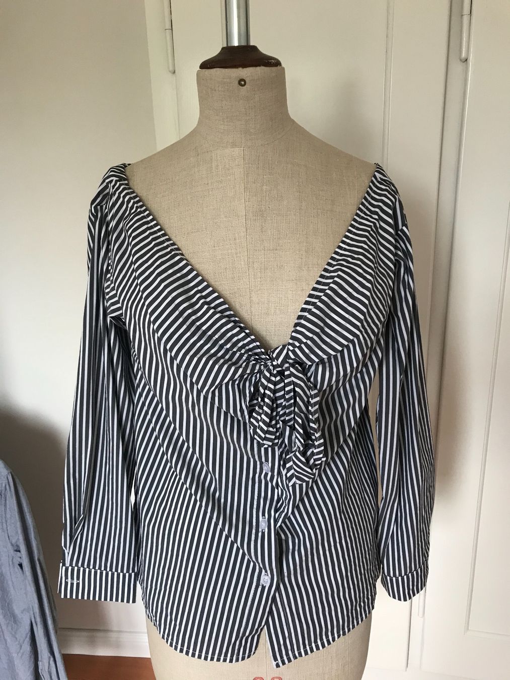 Camicette: Schulterfreie Bluse gestreift – Usato da Brugg AG venduto da Elle_1
