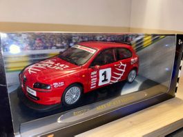 Alfa Romeo 147 (Cup Version) 1/18 RARES Modell