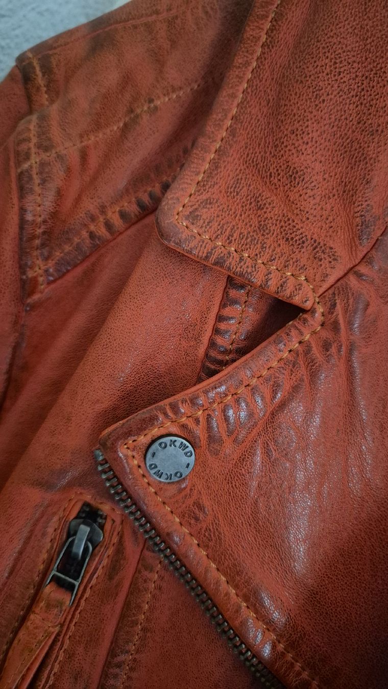 Giacche: Lederjacke von Oakwood in Orange / Hellrot – Nuovo (secondo la descrizione) da Urtenen-Schönbühl venduto da chrebeli1 2