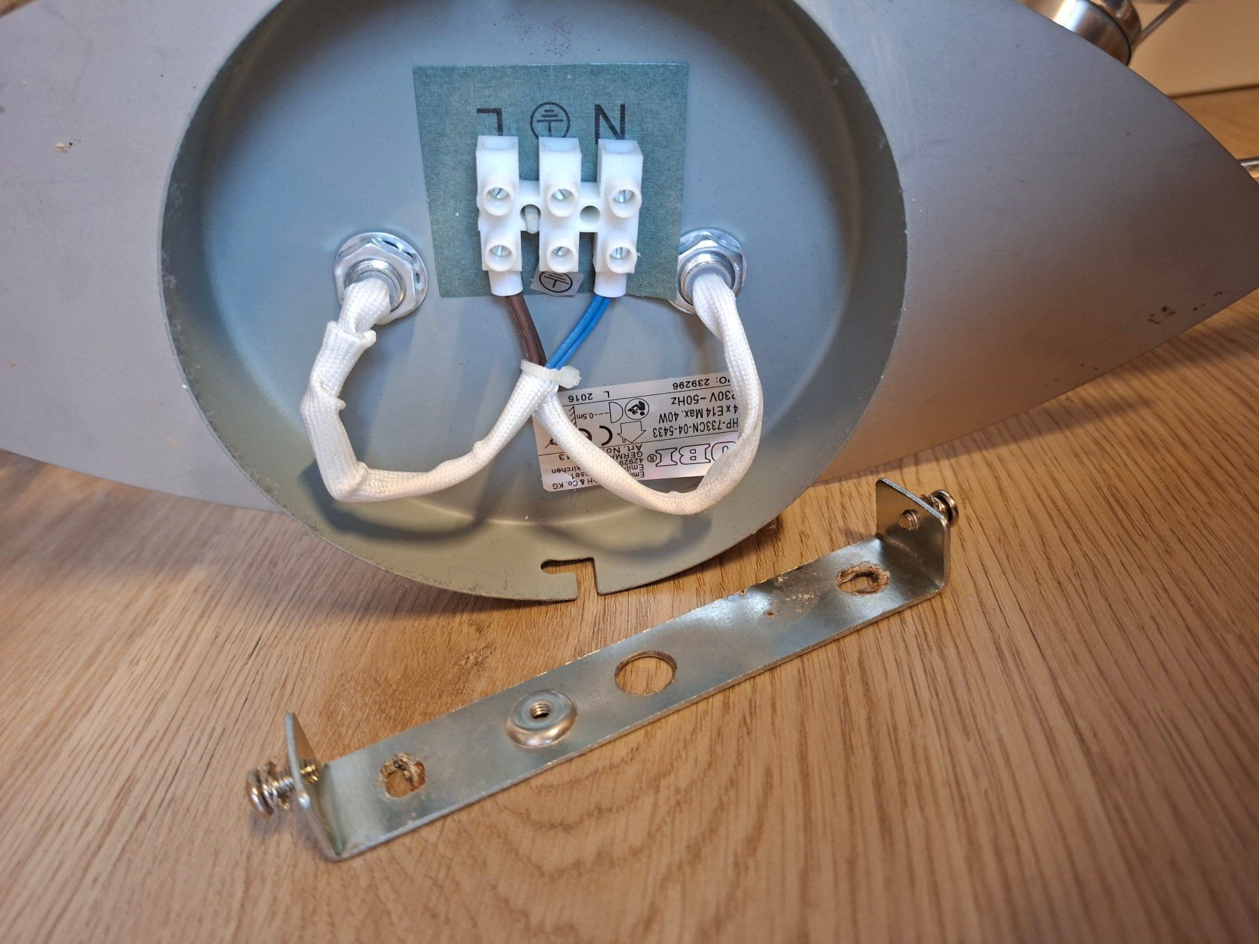 Lampadari & plafoniere: Deckenlampe mit 4 Spots – Usato da Oberwil/Dägerlen venduto da Dominique1606 2