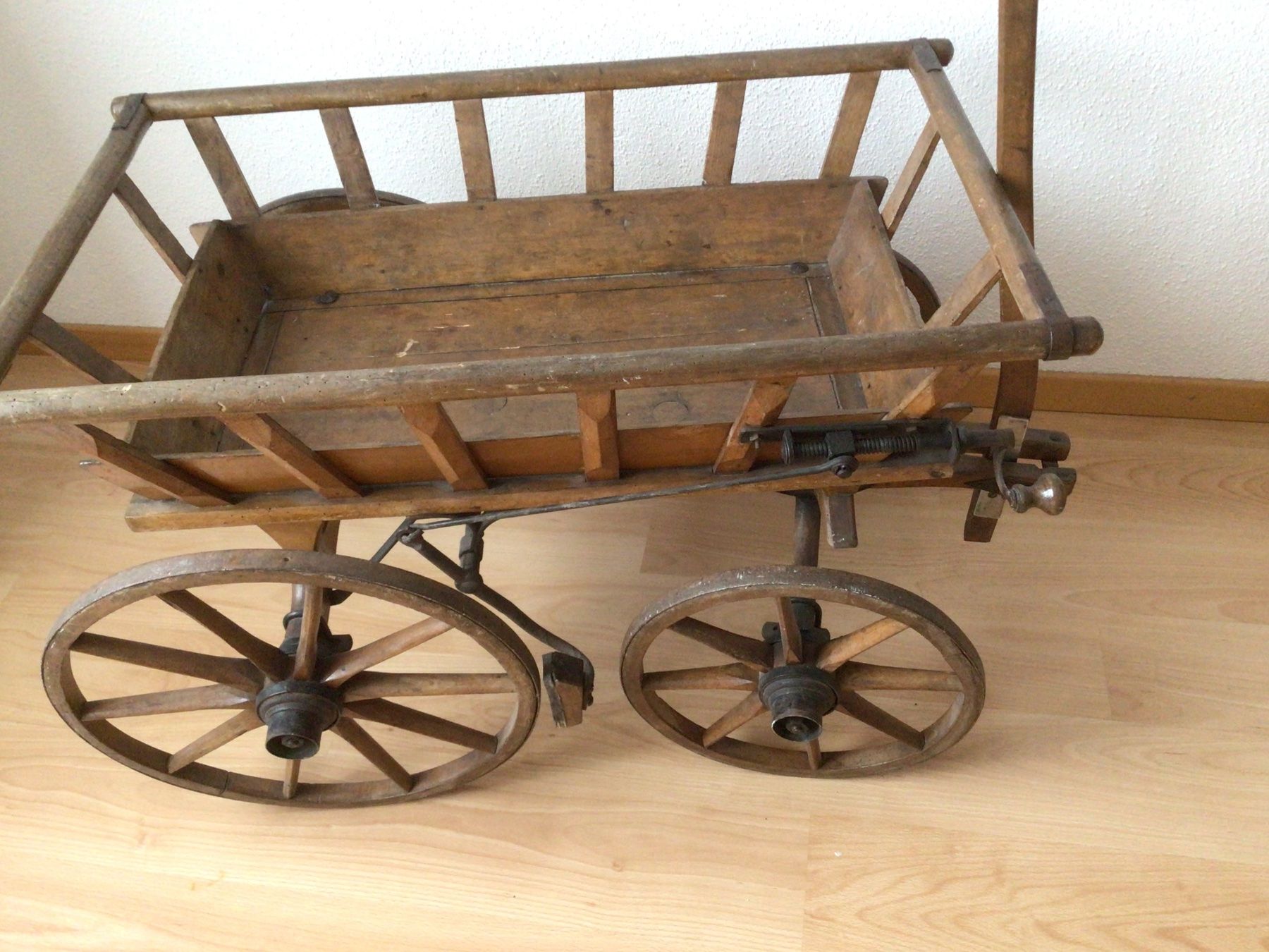 Tutte le decorazioni: Antiker Leiterwagen – Usato da Kirchberg SG venduto da Aneah 1