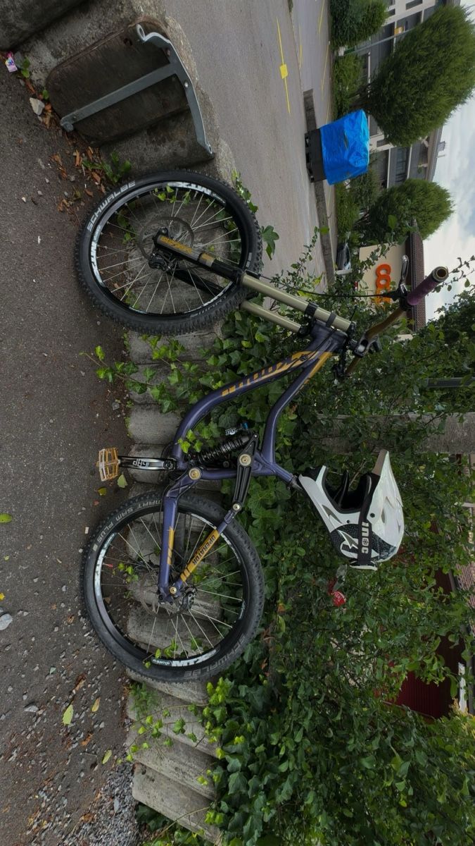 Velos: Kona Operator 2012 – Gebraucht aus Alpnach Dorf von lea_n77h