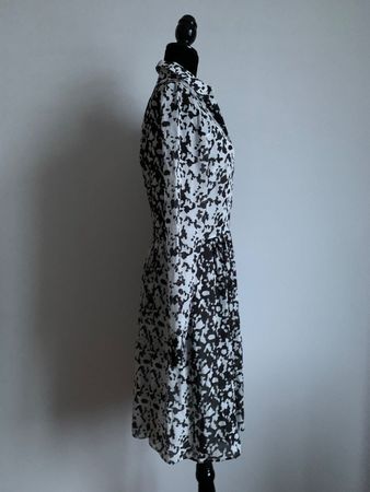 Kurzes Kleid aus Viskose mit Motiven AKRIS