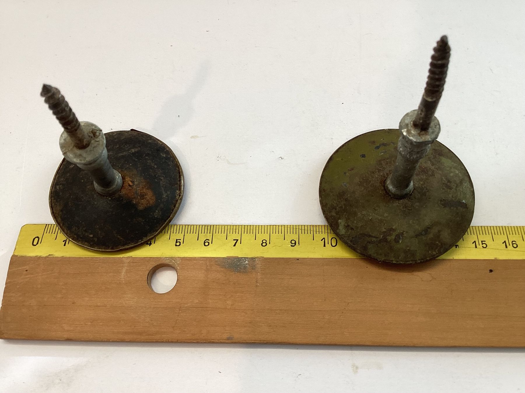 Ferramenta: Antike Messing Beschäge – Usato da Eglisau venduto da mar_5rn2 8