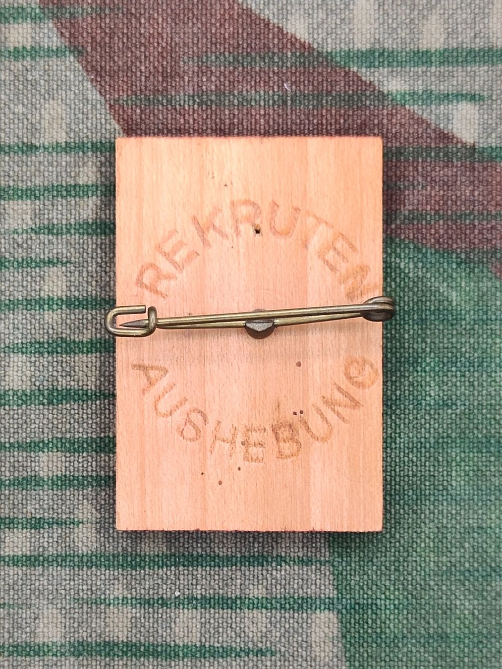 Schweizer Armee Placchette & Badge: Abzeichen Rekruten Aushebung – Usato da Bauma venduto da SwissMilitaria 1