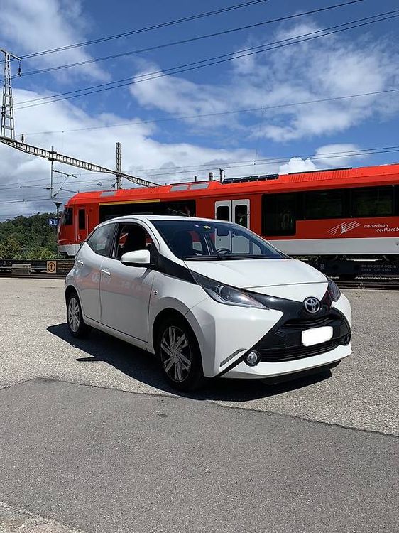 Automobili: Toyota Aygo 2015 ? Zuverlässig, gepflegt & sparsam – Usato da Baden venduto da Tubeless 1