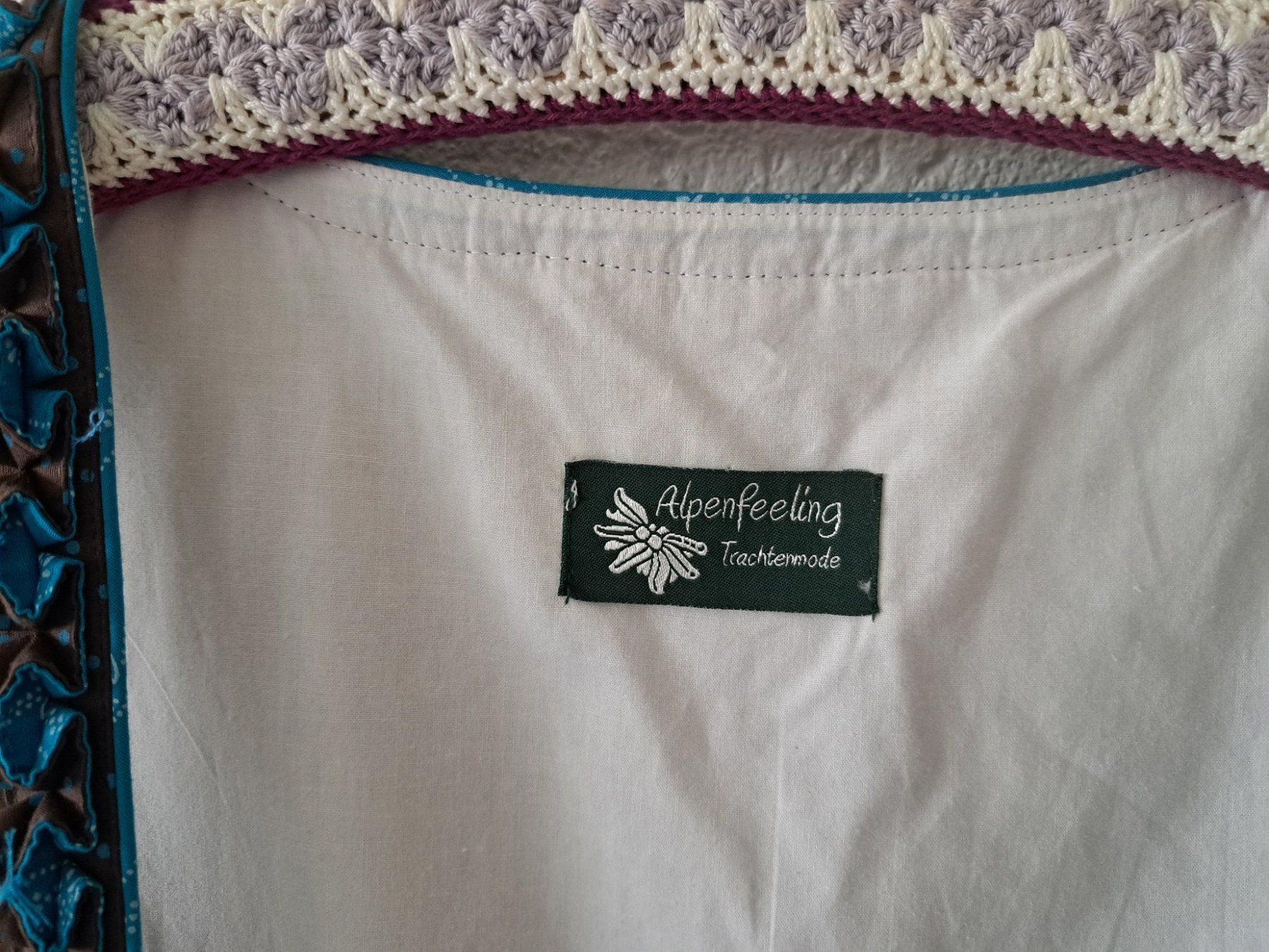 Kleider: Dirndl – Gebraucht aus Lichtensteig von Chribewa 1
