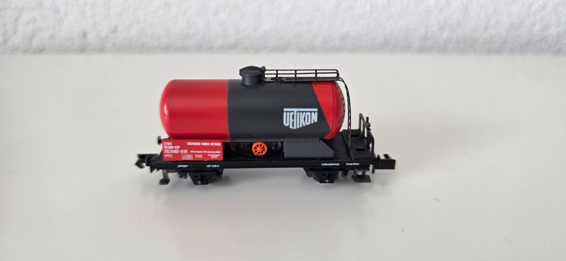 Arnold Modelleisenbahnen: Kesselwagen Uetikon / 2-Achser – Gebraucht aus Wittenbach von Hase113 3