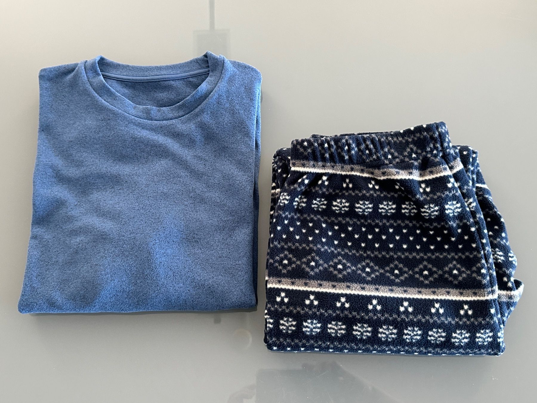 Pigiami: Neu** Winter Pyjama Uniqlo Gr. 152 – Nuovo e nell'imballaggio originale da Zollikon venduto da Krenapf 1