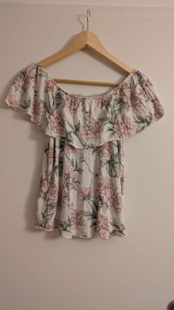 Schulterfreies Shirt, Blumenmuster