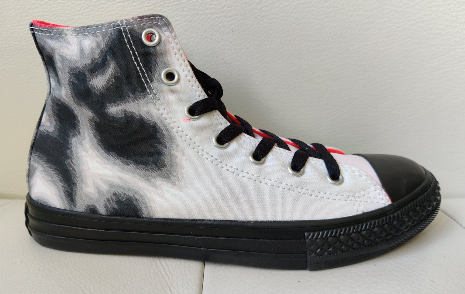 Converse Schuhe für Mädchen: CONVERSE All STAR BTS Graphic Mädchen Grösse 37 – Neu (gemäss Beschreibung) aus Lachen SZ von PizBuin35