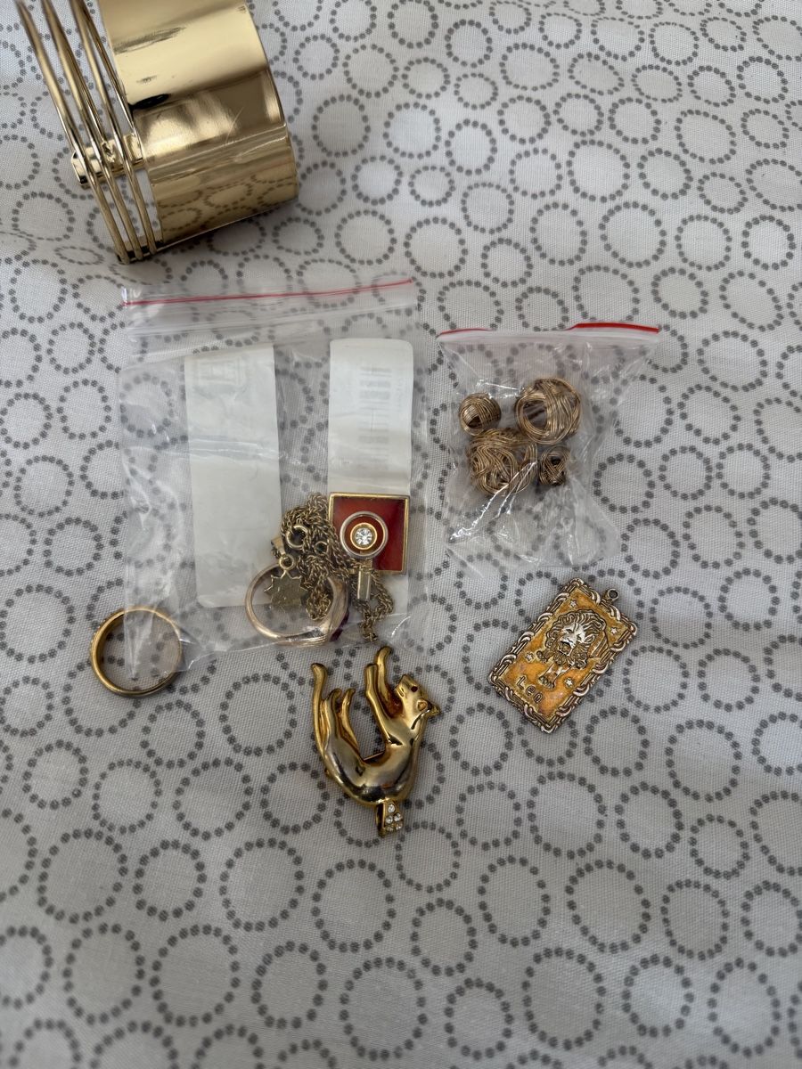 Altri gioielli: Lot de bijoux à vendre  – Usato da La Chaux-de-Fonds venduto da CGL_watches16y 1