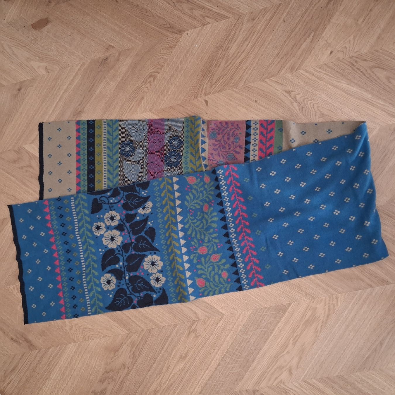 Gudrun Sjöden Foulards & écharpes: Gudrun Sjoden Winter Shawl – Neuf (Voir description) à Wil SG par tre_g2l7 4
