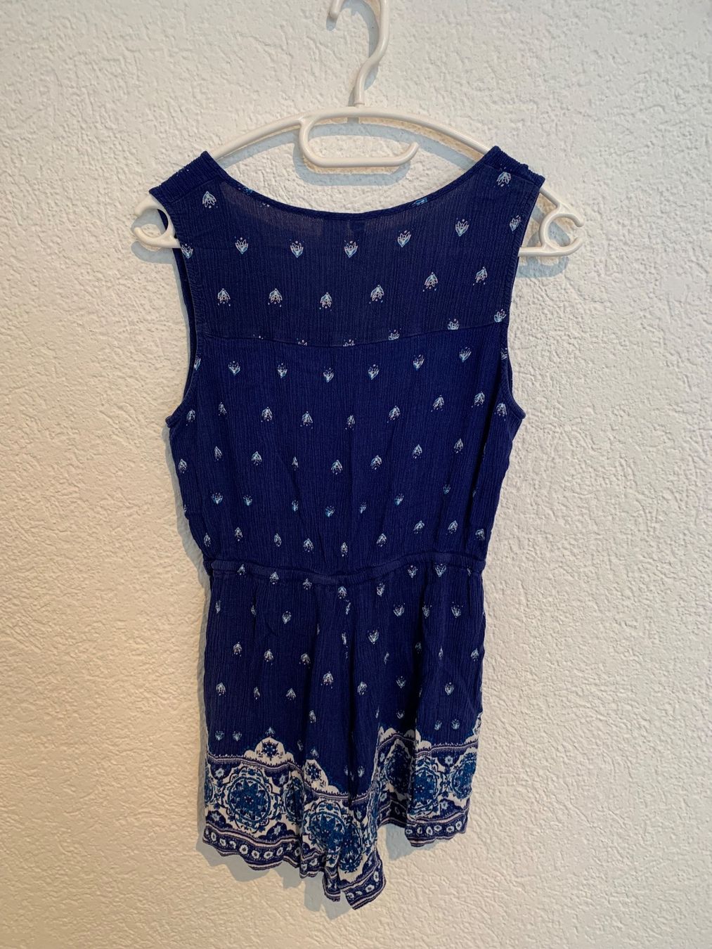 H&M Tute: H&M kurzer Jumpsuit blau Gr. M – Usato da Fislisbach venduto da KolibriSecondhand 8