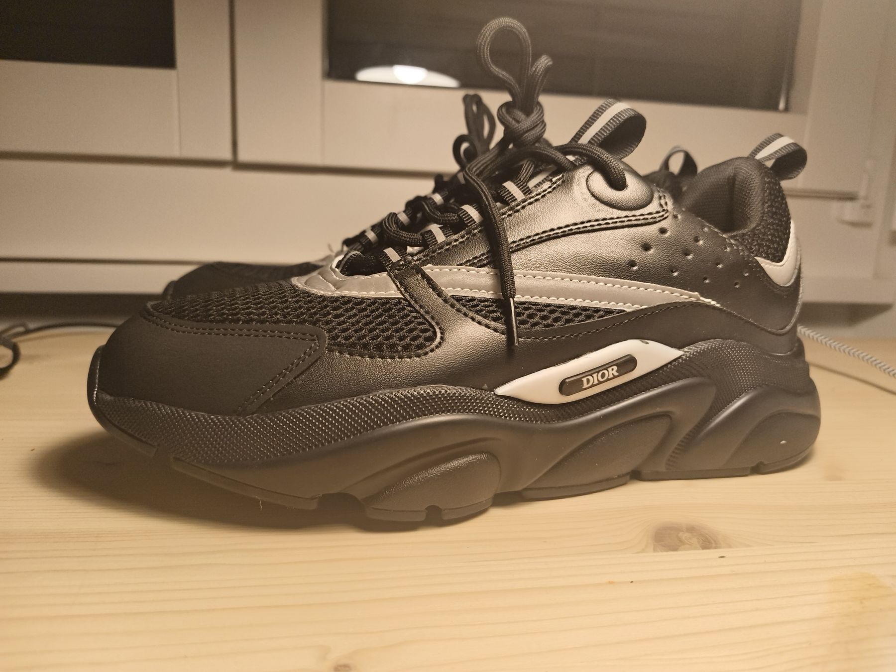 Dior Herrenschuhe: Dior B22 Sneaker schwarz Grösse 44 – Neu (gemäss Beschreibung) aus Cham von Acibiber 2