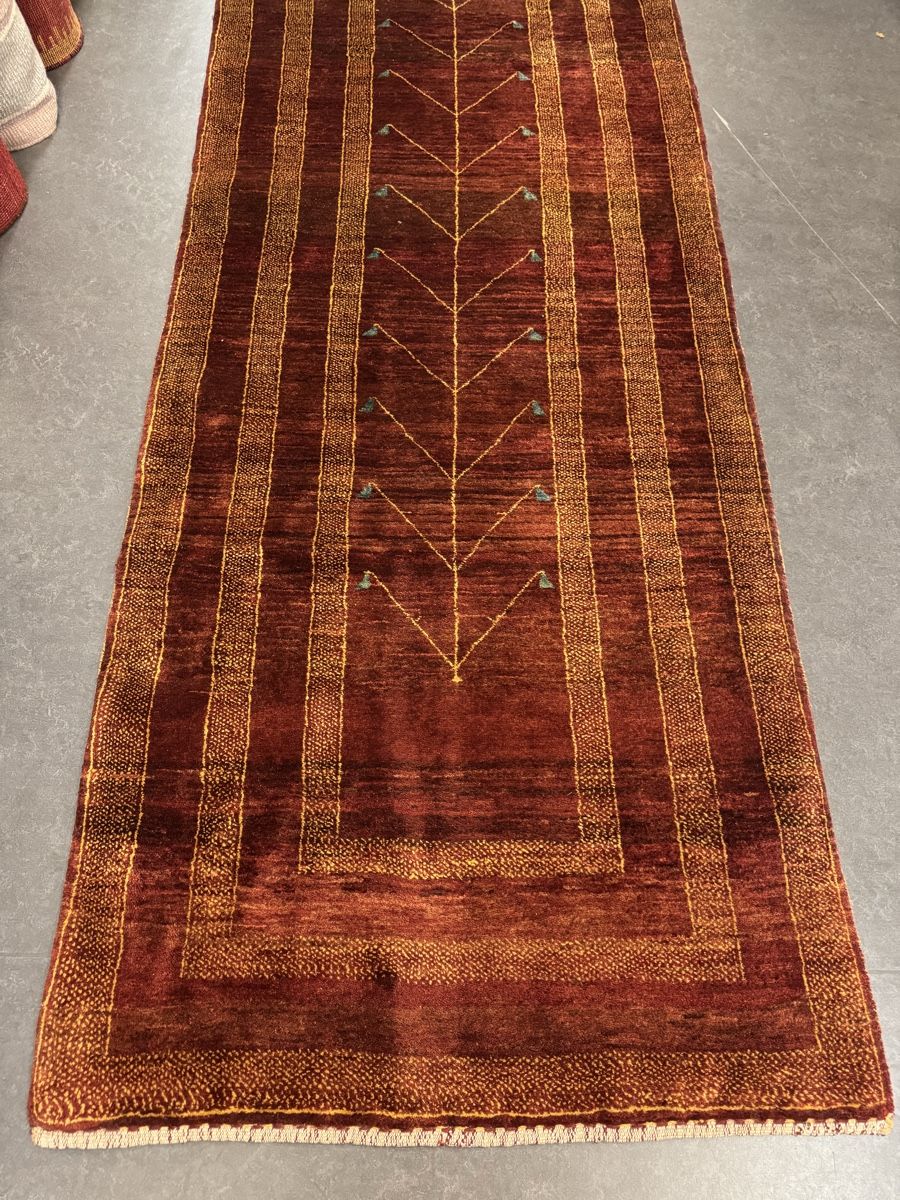 Tappeti: Bordeaux-roter Läufer mit Baum-Motiv – Nuovo (secondo la descrizione) da Liestal venduto da galerie_nategh 1
