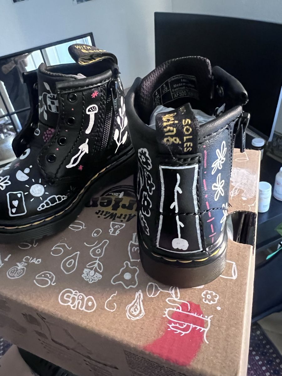 Scarpe per ragazzi: Dr. Martens Babystiefel bemalt – Nuovo (secondo la descrizione) da Zürich venduto da lauryy 1
