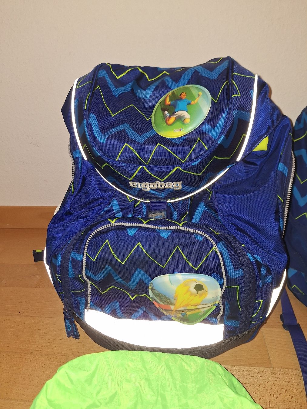 Ergobag Zaini: Ergobag Schulthek-Set - Fussball – Usato da Oberrieden venduto da smarties949 1