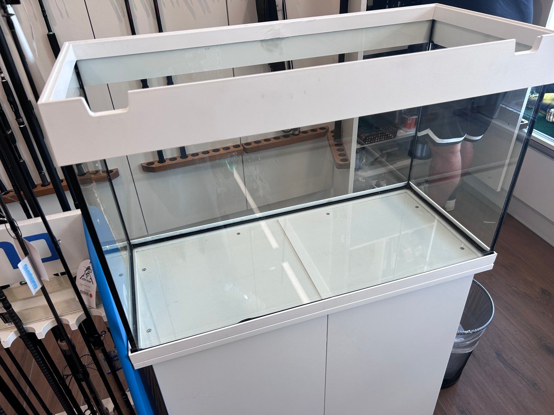 Acquari: JUWEL Aquarium inkl. Unterschrank – Usato da Sursee venduto da inf_g78c 1