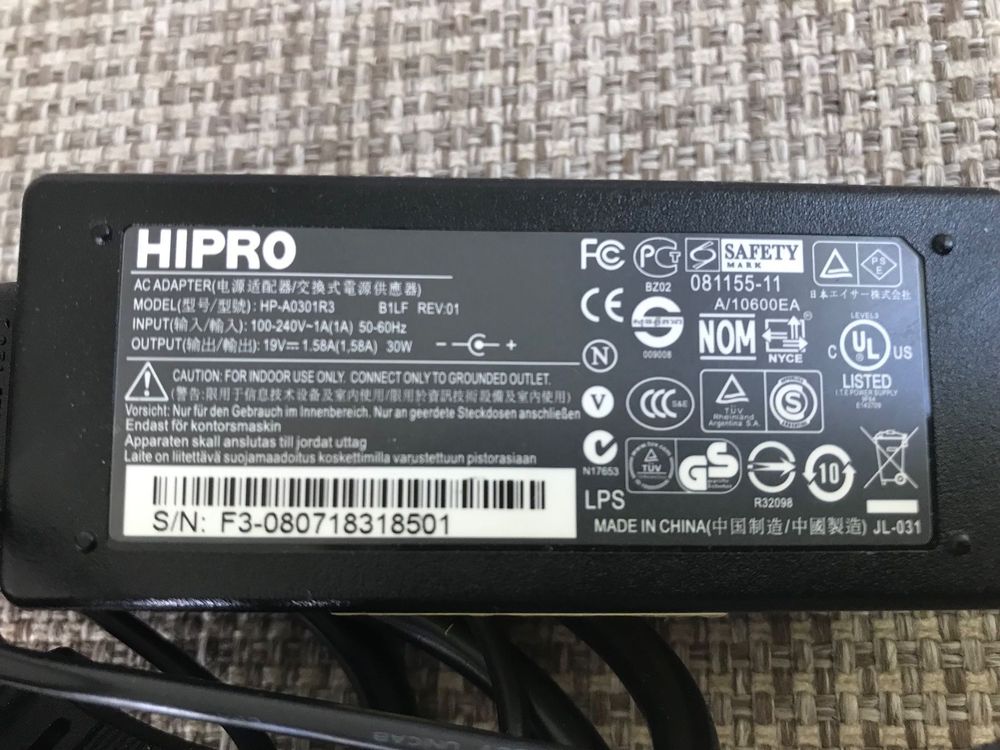 AC-Adapter Hipro Model HP-A0301R3 | Kaufen auf Ricardo