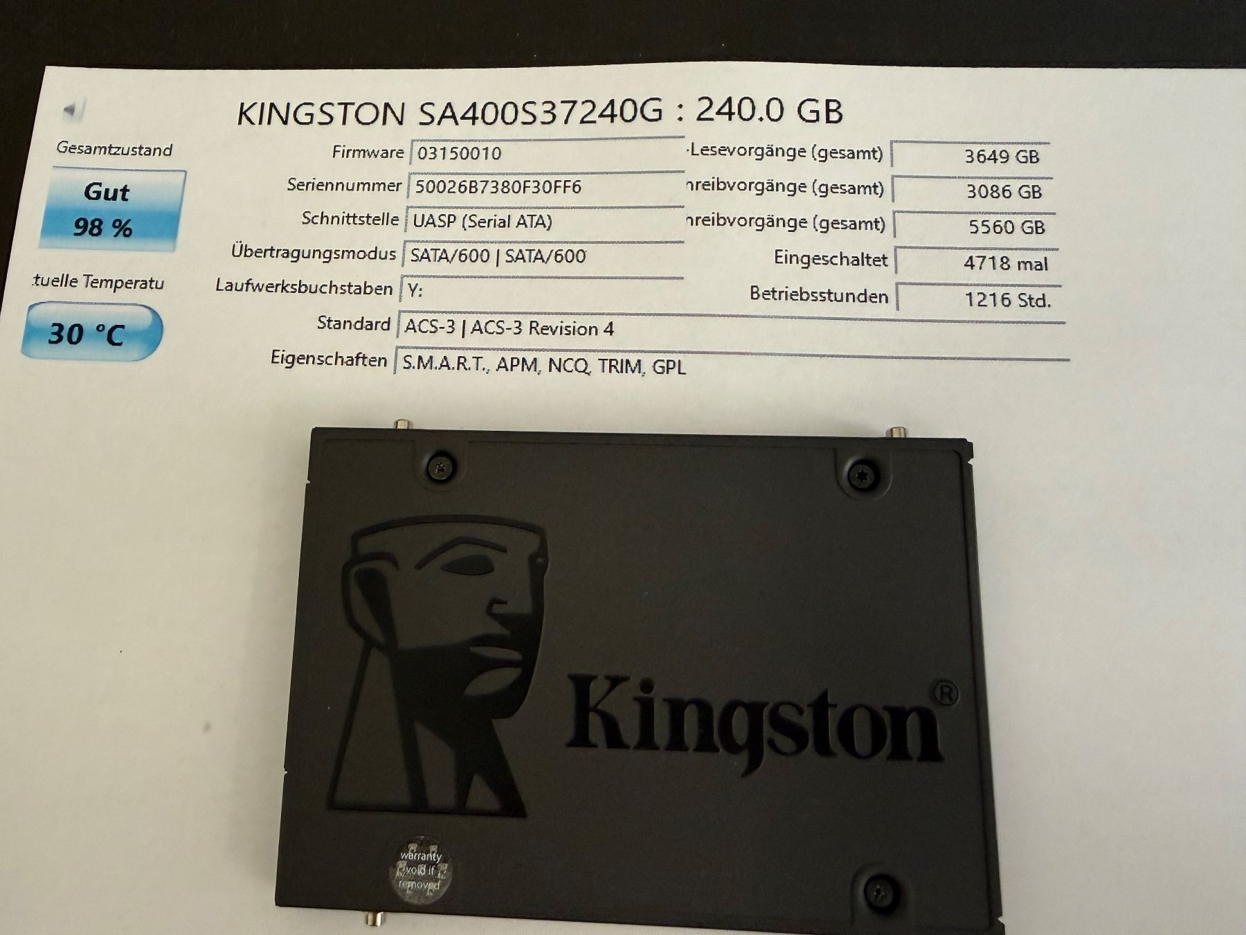 Kingston Harddisks: Kingston 256GB – Gebraucht aus Siebnen von icrservicesolutions
