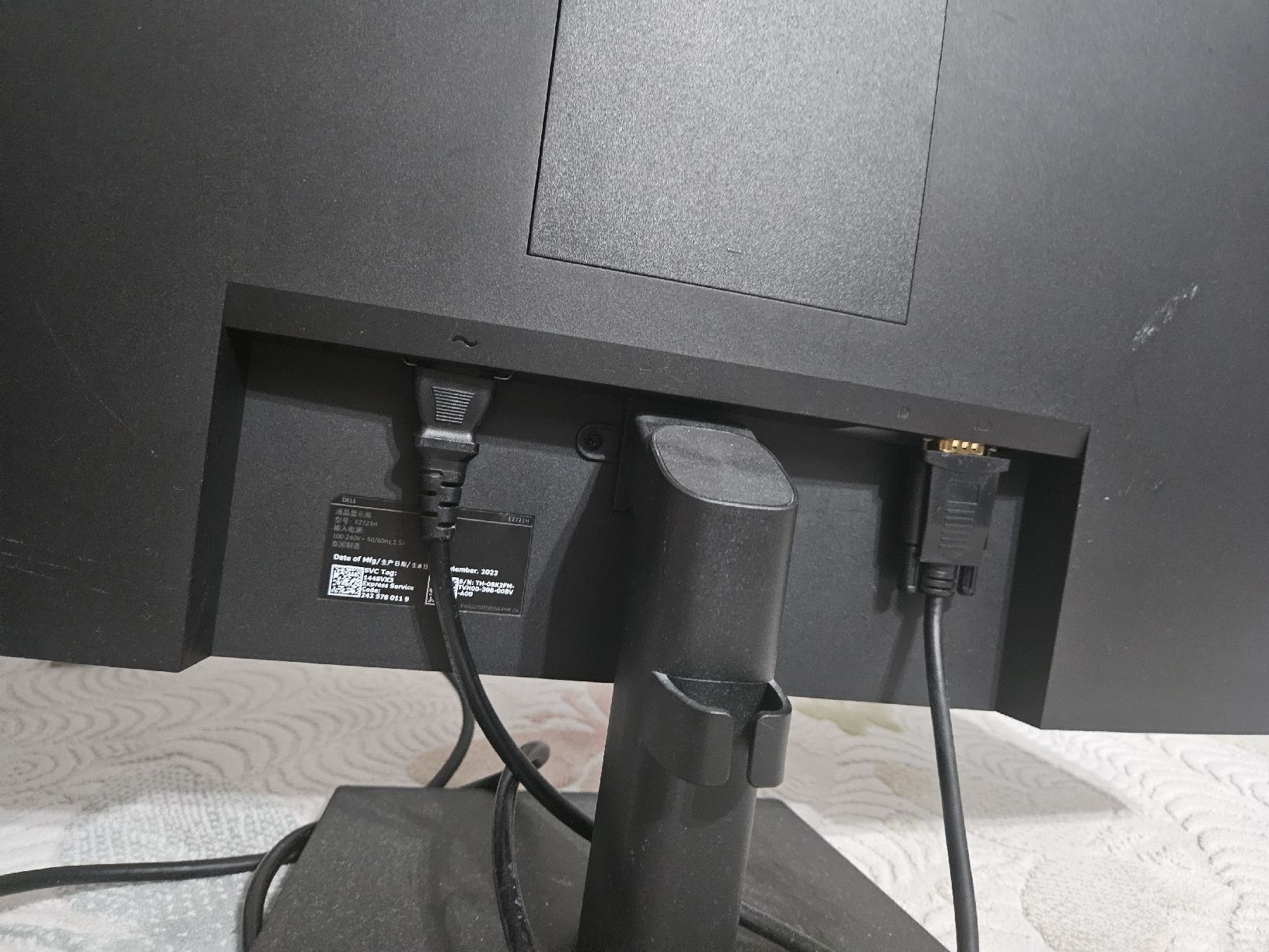 Dell Ecrans: Dell Monitor E2723H – D'occasion à Oberentfelden par bgm_5fzk 1