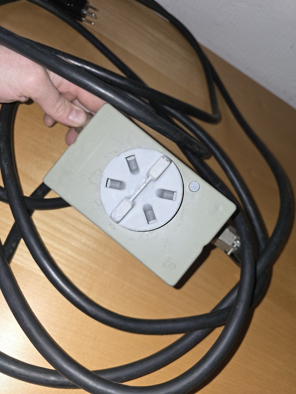 Cavi: Kabelverlängerung mit FI – Usato da Uster venduto da DuVaekkedeMig 3