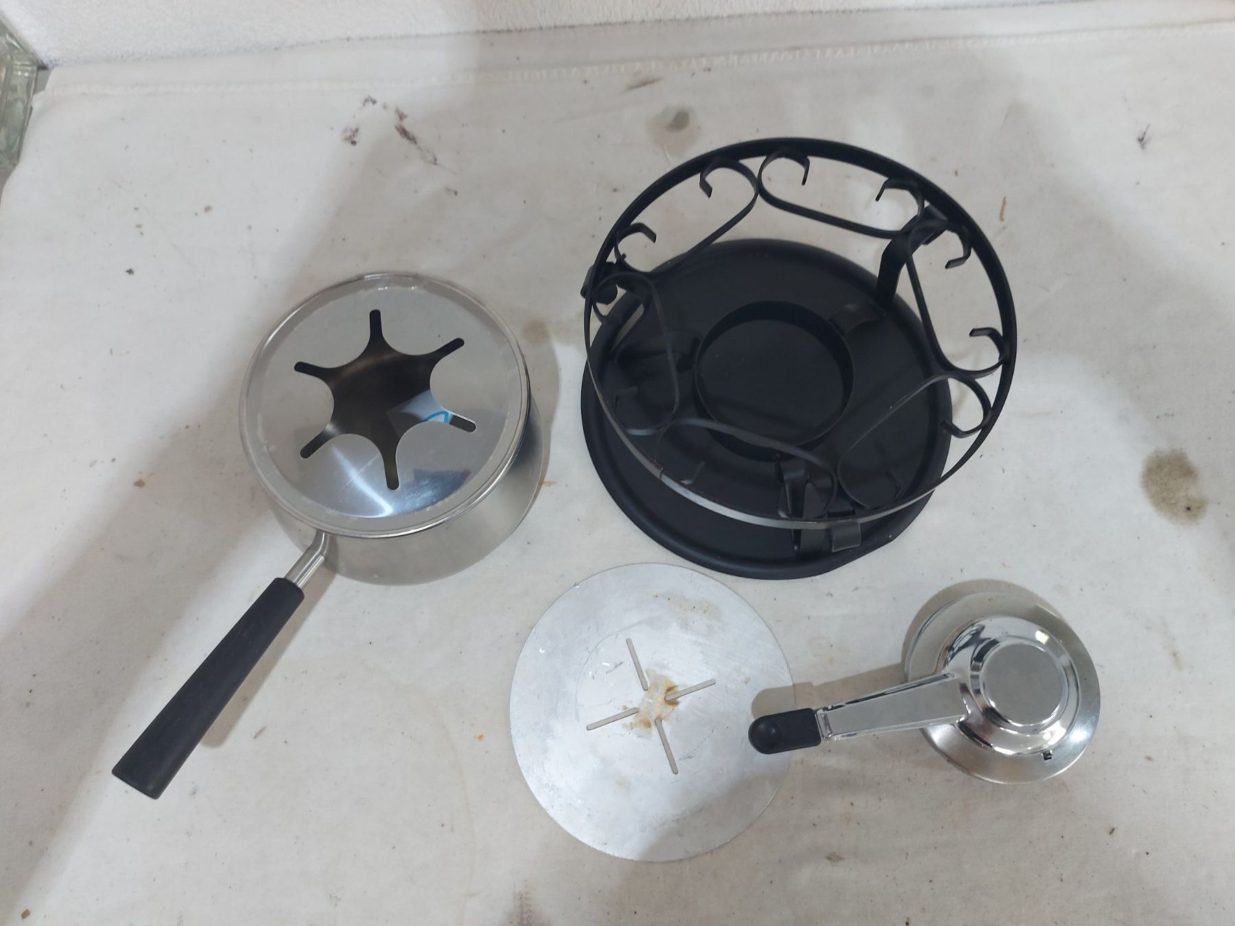 Elettrodomestici da cucina: Fondue Sets mit Caquelon und Rechaud (2) – Usato da Rheinau venduto da profitronic.shop 4