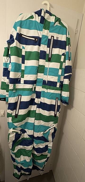 Giacche: Combi ski / snow Onepiece snowkite – Usato da Préverenges venduto da ber_7ddq