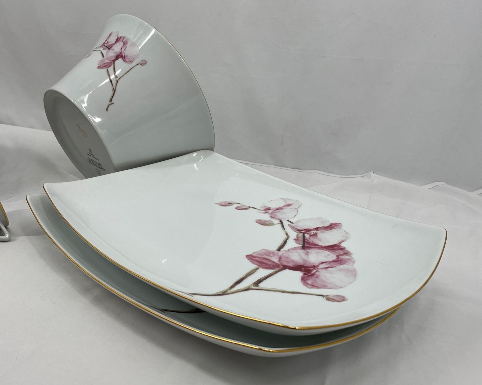Set di piatti: LIMOGES set de vaisselle – Usato da Lausanne venduto da PlusValue_Lausanne 3