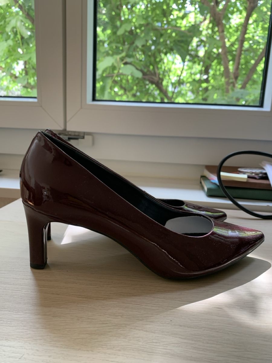 Geox Scarpe da donna: Geox D829CA RED Tg. 40 – Nuovo (secondo la descrizione) da Zürich venduto da mag_r62k 1
