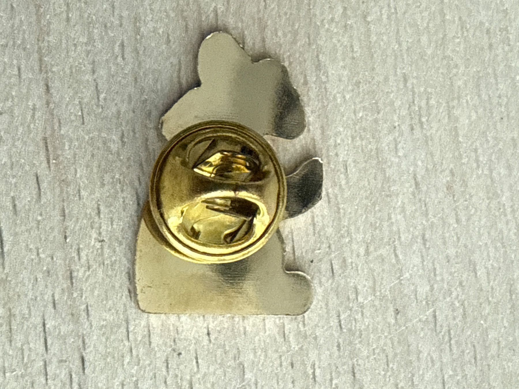 Plaquettes & Badges: Pin Orangina – D'occasion à Glattbrugg par Schweigmatt 1