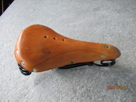 Sattel zu Militärvelo 05