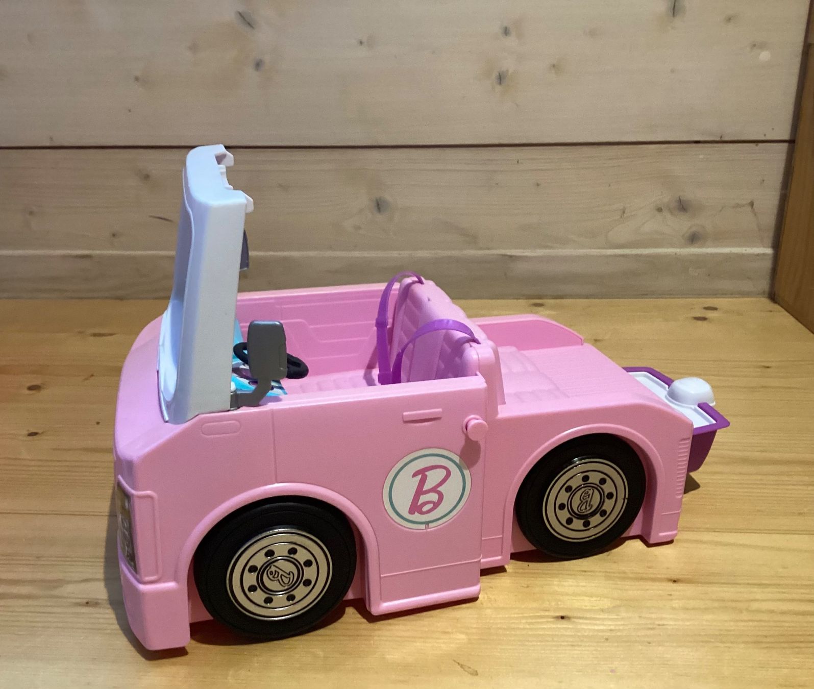 Giocattoli: Barbie 3-in-1 DreamCamper, – Usato da Teufen AR venduto da carlson02 1