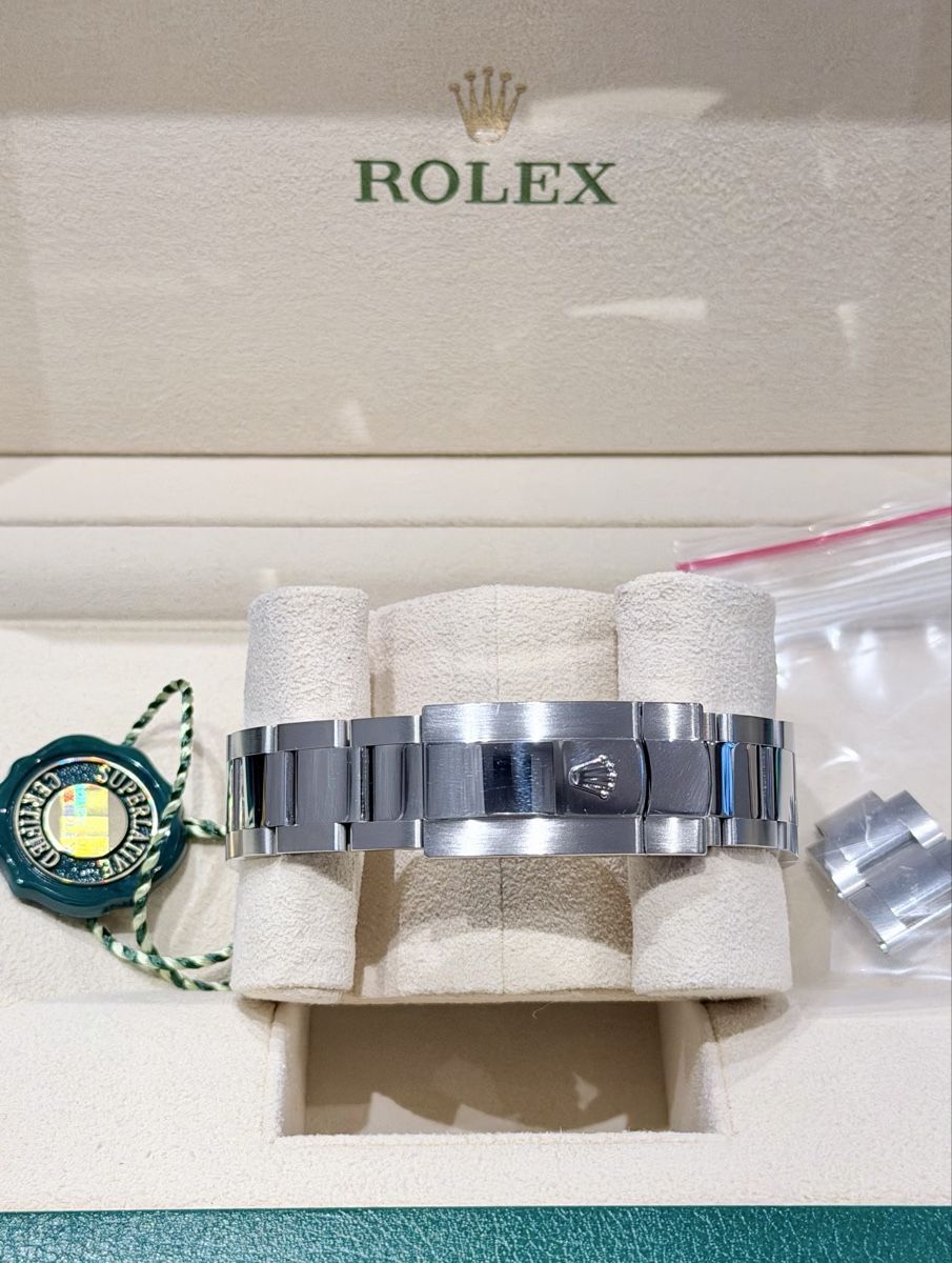 Rolex Uhren: Rolex Datejust 41 Mint-Green – Gebraucht aus Zürich von WATCHROOM 5